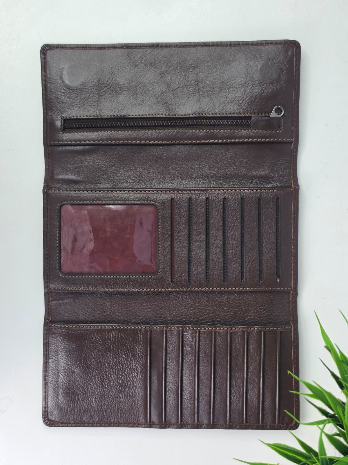 Tripold Leather Wallet – Chocolate (O) - Image 3